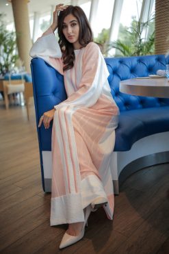عباية خوخية وبيضاء 8 MOICR003 4 Peach & White Abaya