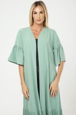MBQ 00005 3 Green Pleated Bottom Cape