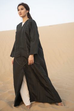 BLACK ABAYA WITH THREADWORK