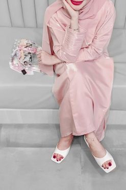 Moistreet 000003 4 Pink Shimmer Abaya