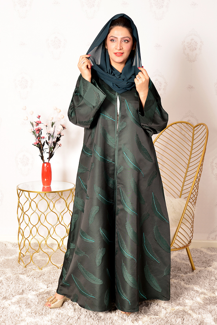 abaya with feathers