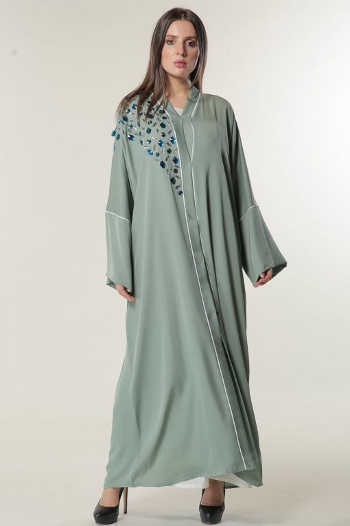 MOILAAQ2030 1 FINDING THE PERFECT ABAYA HUE FOR YOU