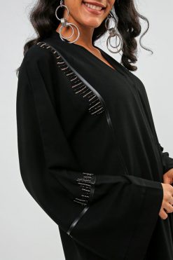 bsi01 aa001 bsi1242 3 Traditional Black Abaya