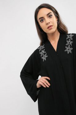 bsi01 aa001 bsi1147 3 White Flowers Abaya