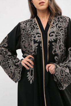 bsi01 aa001 bsi1110 3 Beiege Embroidered Abaya