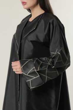 MOILAAQ2020 4 Contrast Piping Abaya