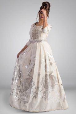 white wedding kaftan