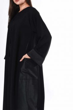 MOIS3007 3 Classic Abaya design with Panel