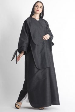 عباية سوداء بطبقات مزخرفة 13 MOIAP60063 1 Piping Layered Black Abaya