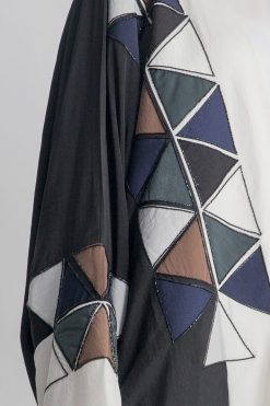 MOIAP60018 3 Geometrical Embroidery Abaya