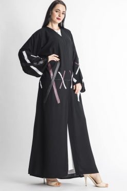MOIAP60012 3 V-Neck Crossed Patch Abaya