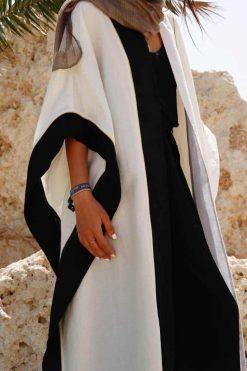 YTL 000012 3 Black And White Abaya