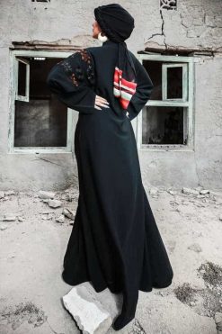 FBS 000032 5 Azarq Abaya