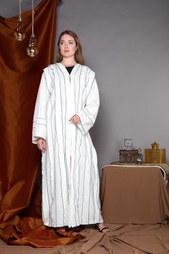 White Flayer Abaya