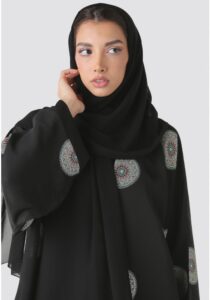bsi01 aa001 bsi2053 3 1 1 Trend Radar 2020/2021: What’s Trending Abayas in Dubai